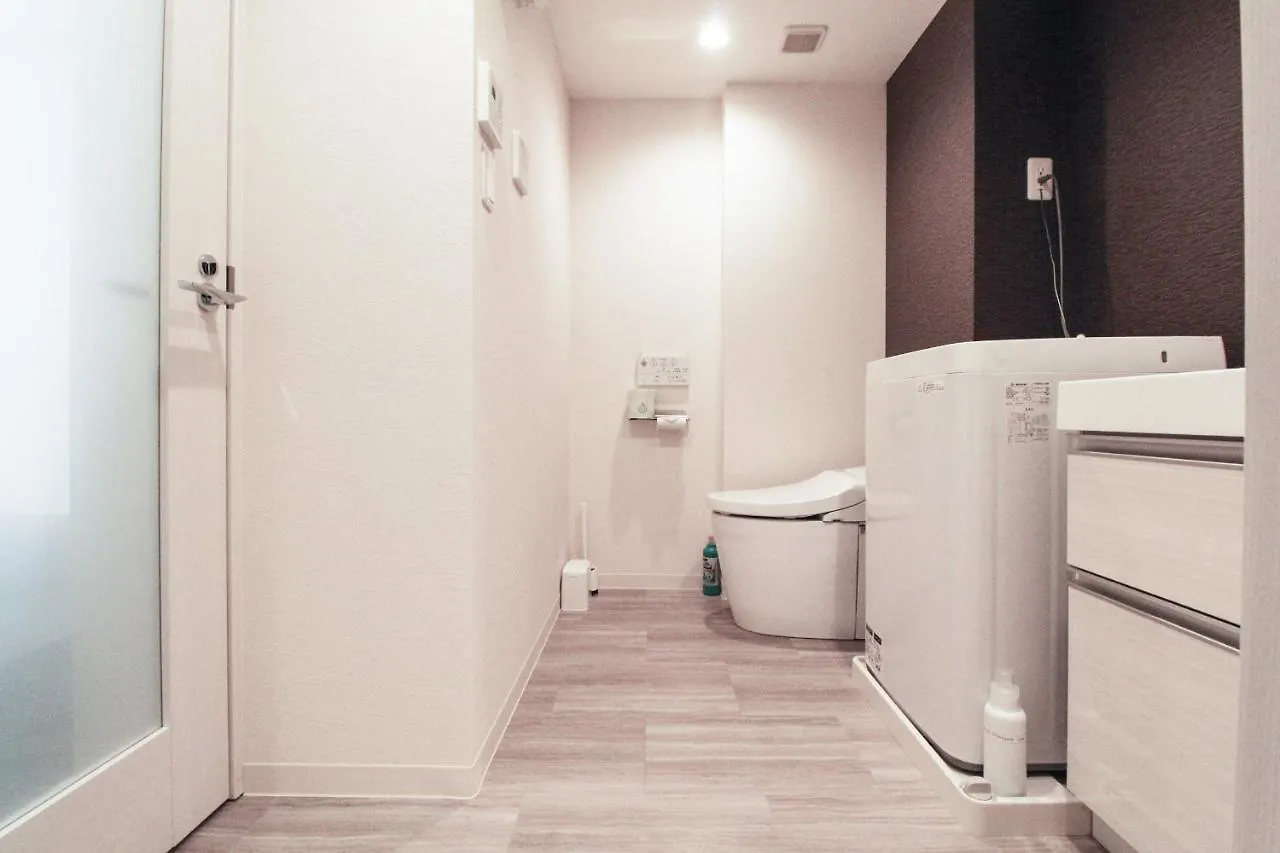 M-1 Tokyo Nakarokugo Apartment