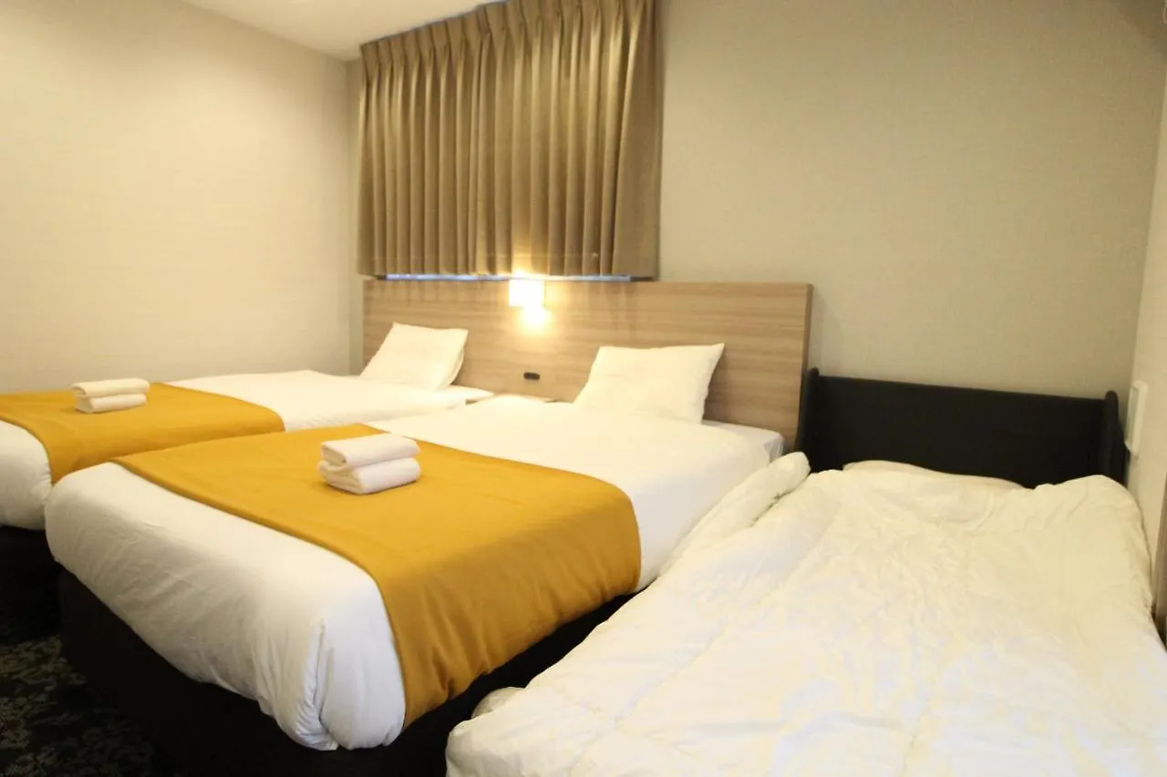 M-1 Tokyo Nakarokugo Apartment