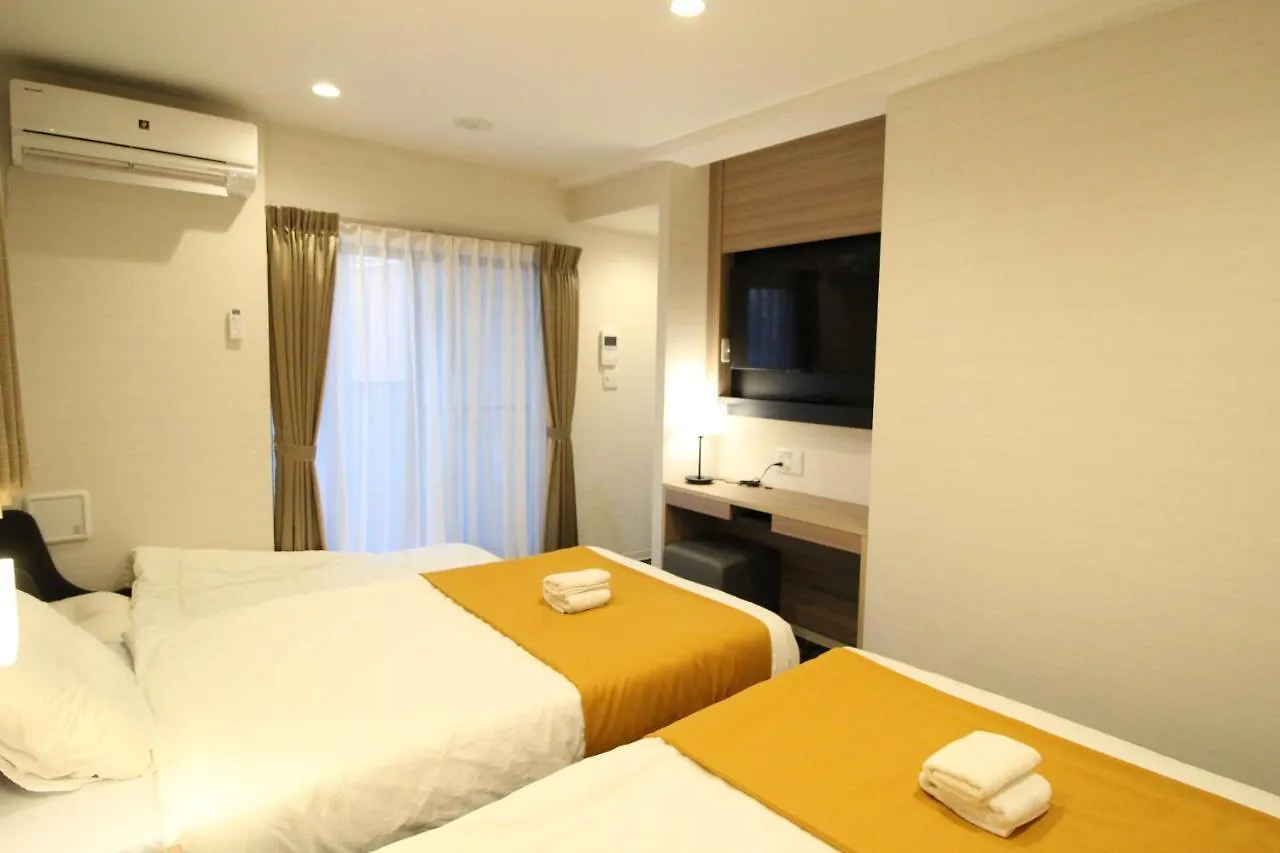 M-1 Tokyo Nakarokugo Apartment